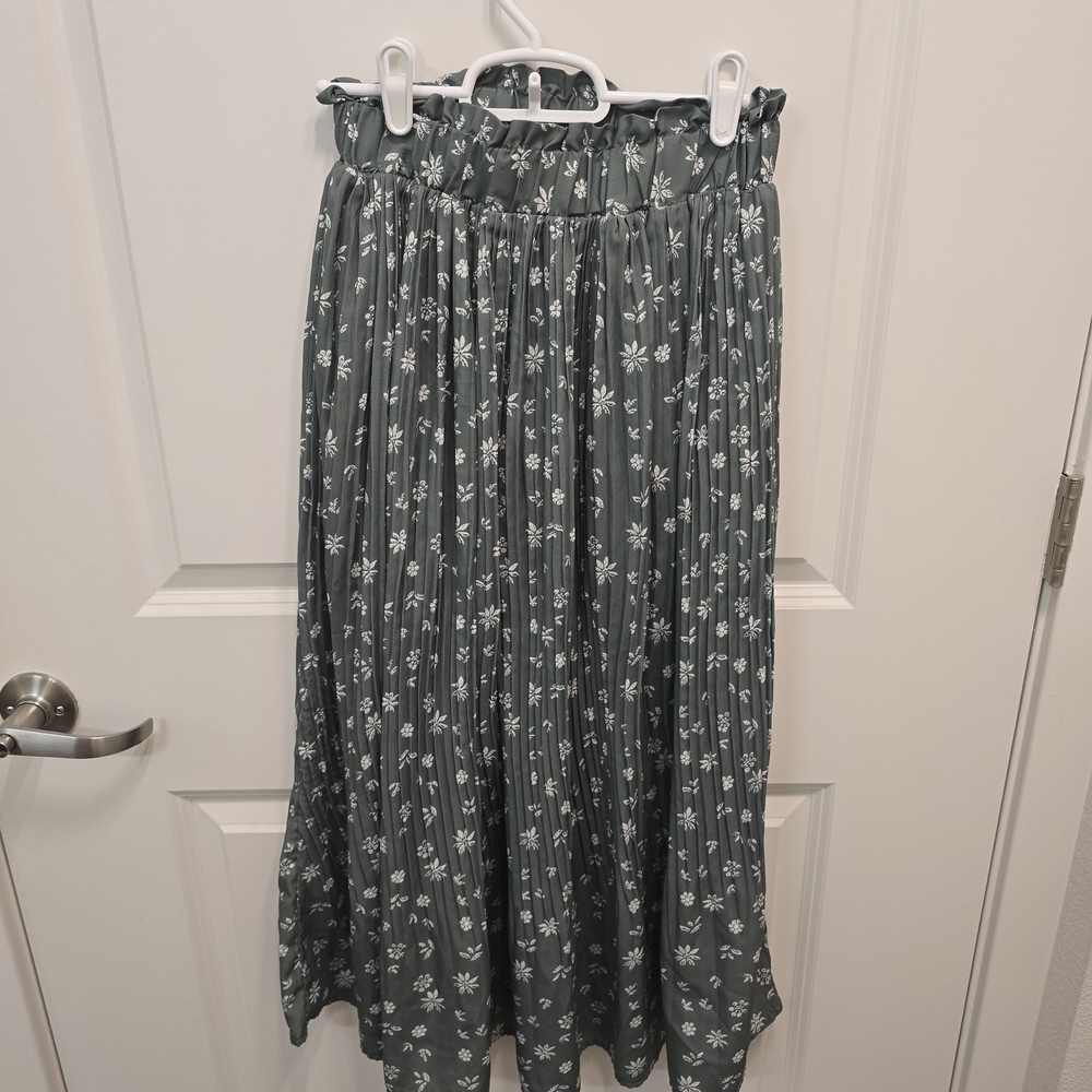 Floral Print Pleated Skirt - Green